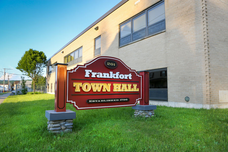 Frankfort Municipal Park Sign